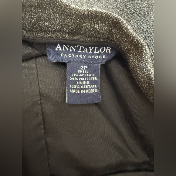 The Petite High Rise Trouser in Seasonless Stretch - Curvy Fit - Picture 4 of 5